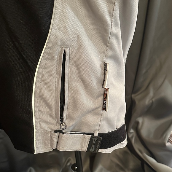 Fieldsheer Riding Jacket! - Picture 5 of 11